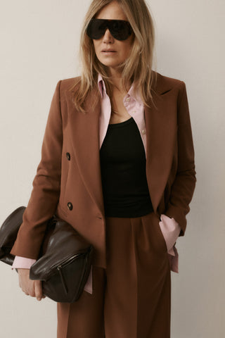 Spodnie bermudy z zakładkami Rive